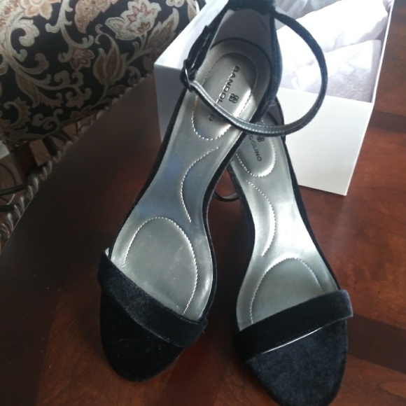 Bandolino Shoes - Bandolino Gorgeous Sexy Vintage Style Black Ankle Strap Heels 8.5 M NWT Orig Box